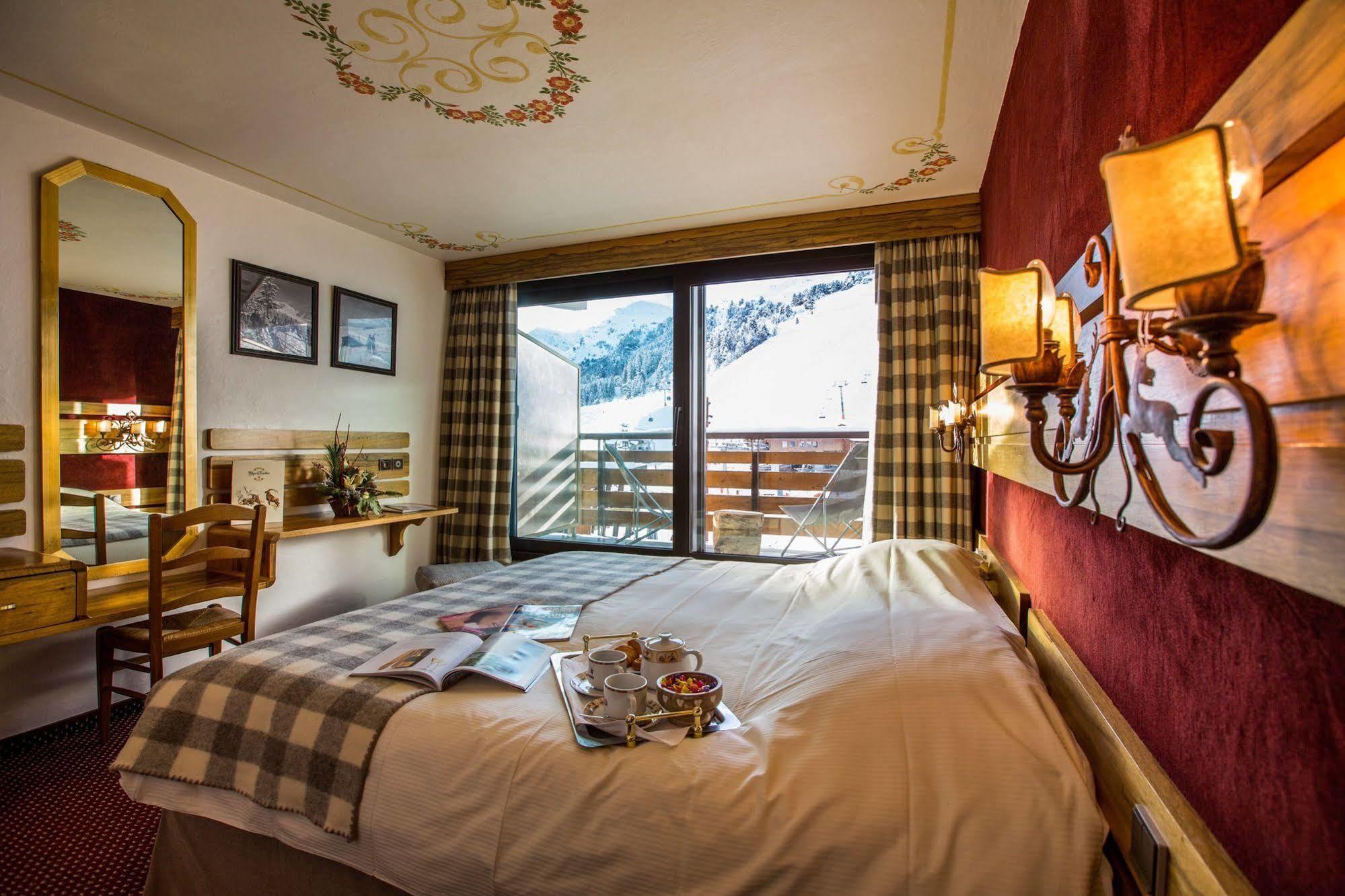 Hotel Alpen Ruitor Méribel Exteriör bild